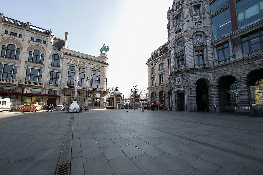 Renovated Apartment In Antwerp City Center Belgium